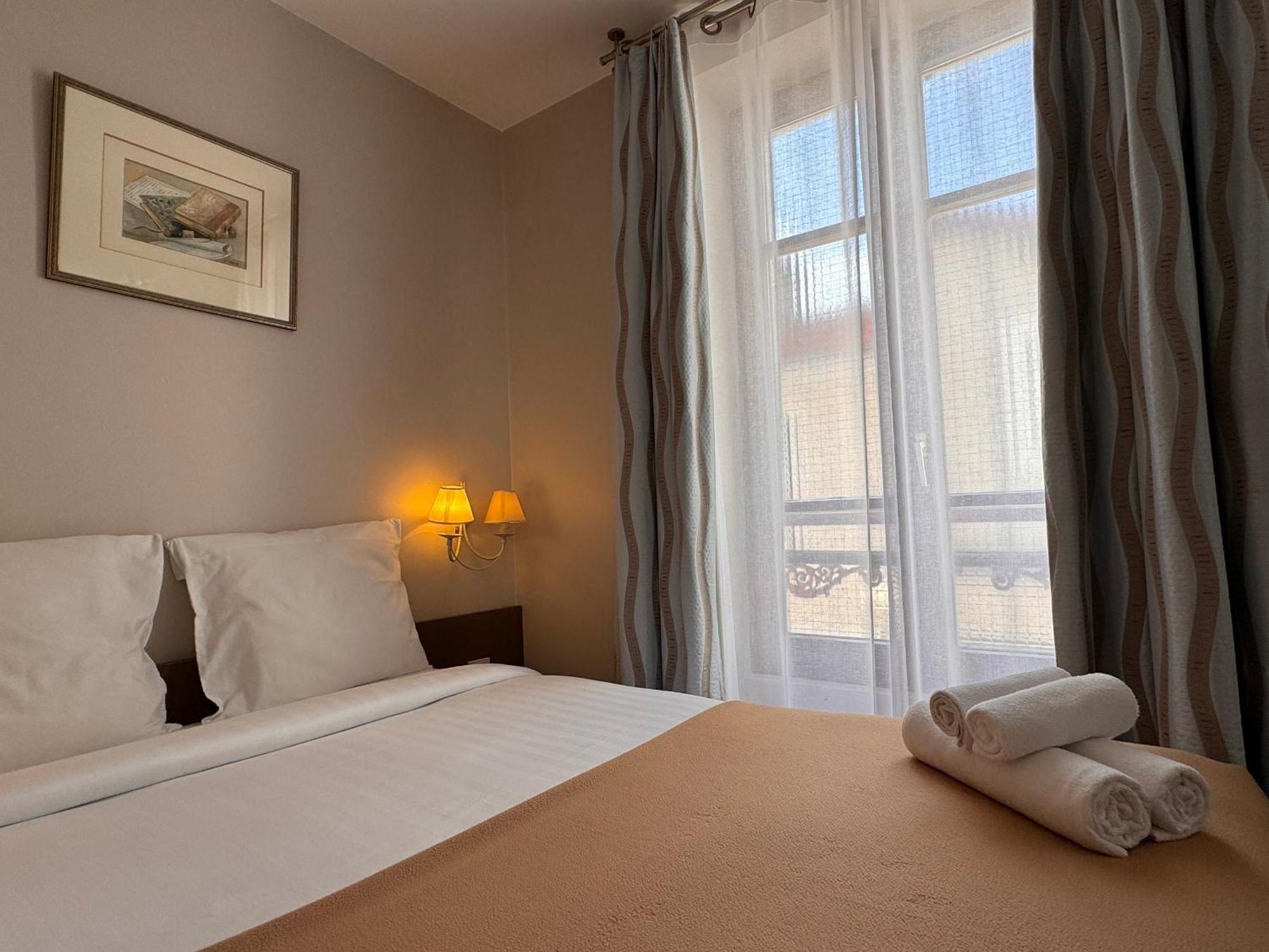 Hotel Paris Vesinet- Logis Hotel Restaurant Le Vésinet Eksteriør billede